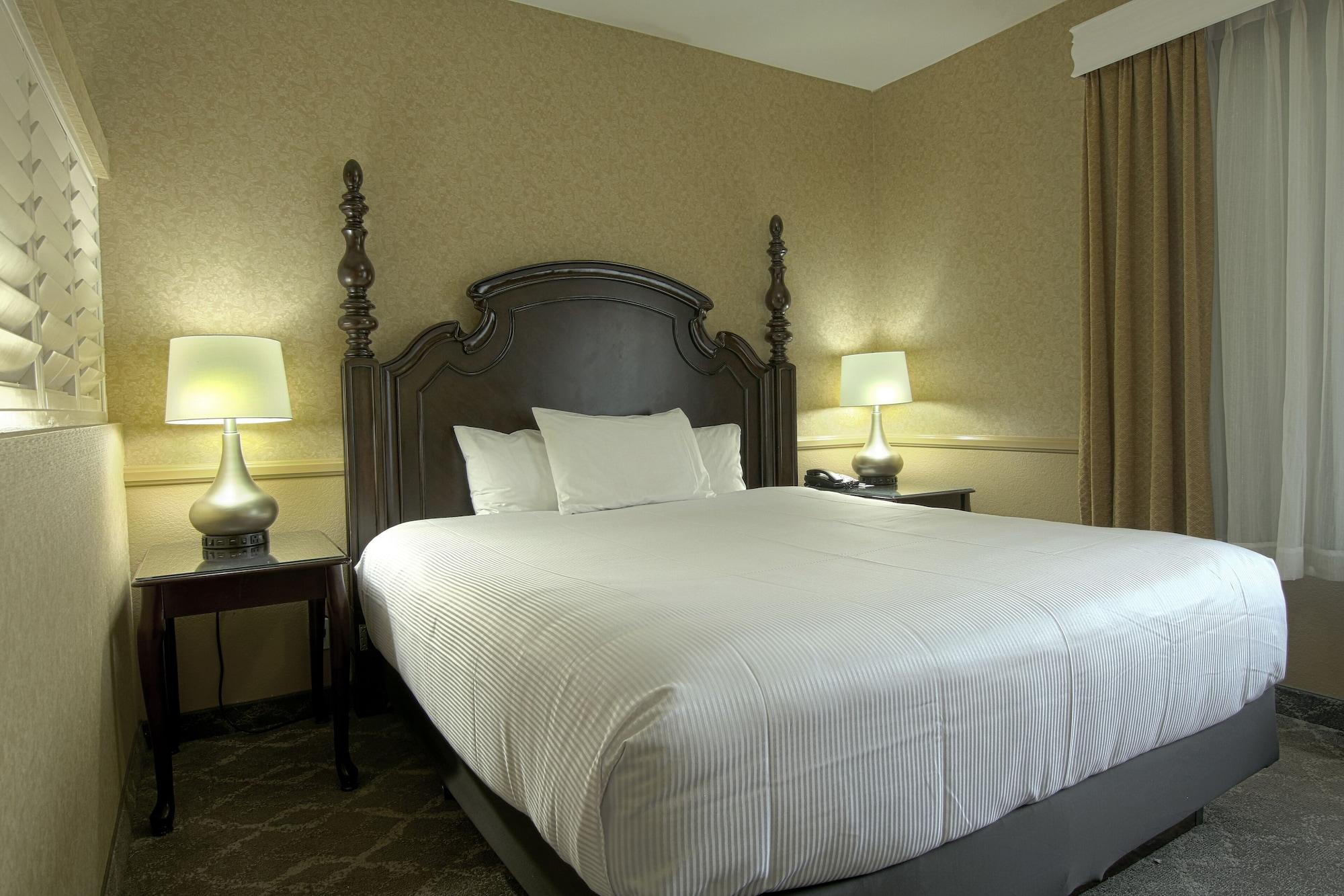 Azure Hotel&Suites Ontario Trademark Collection By Wyndham Exterior foto