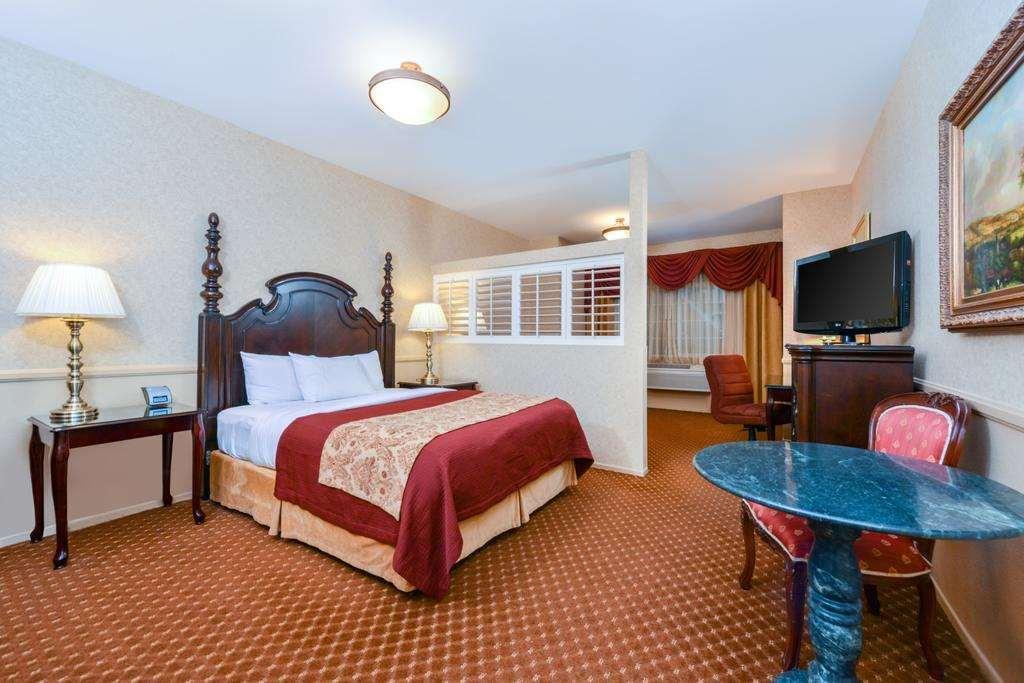 Azure Hotel&Suites Ontario Trademark Collection By Wyndham Exterior foto
