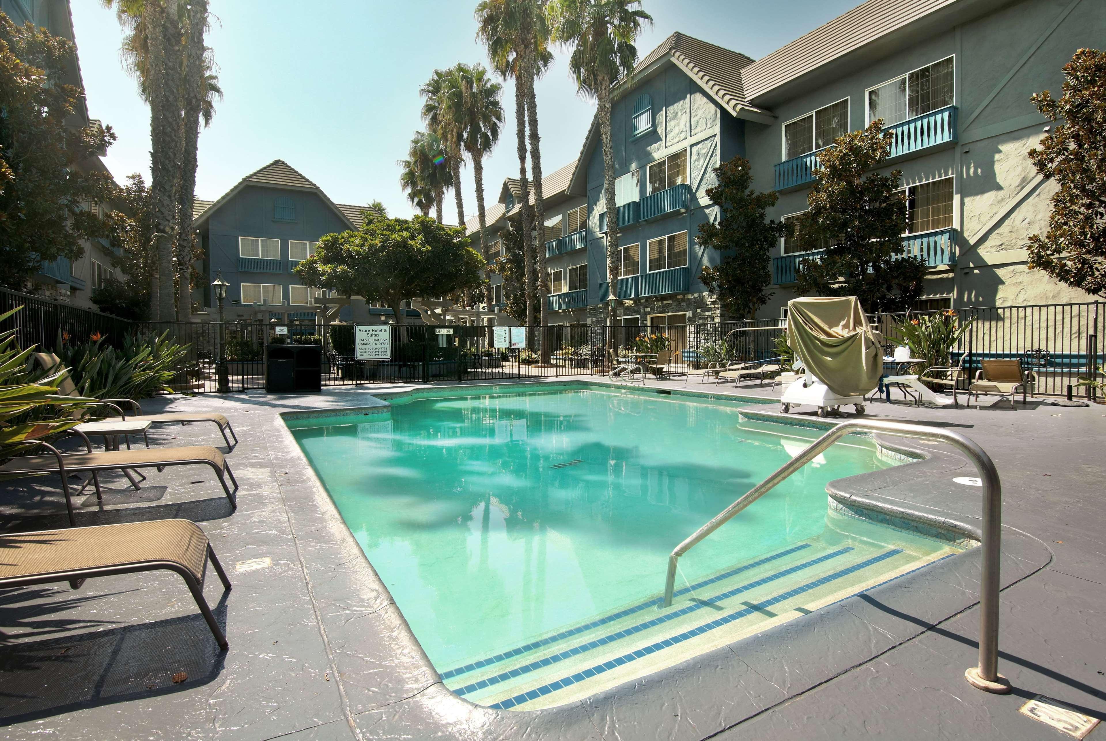 Azure Hotel&Suites Ontario Trademark Collection By Wyndham Exterior foto